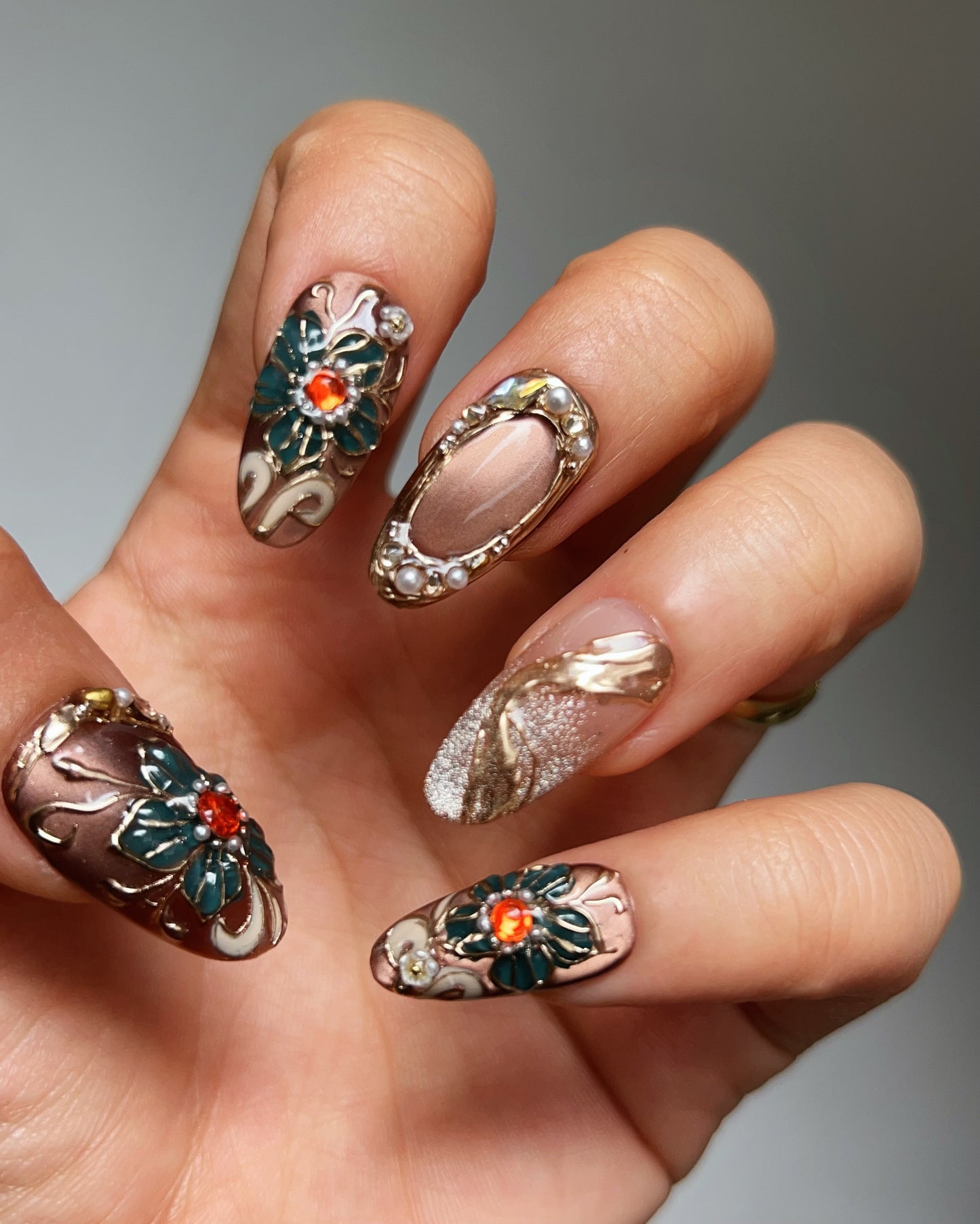 Amber Luxe