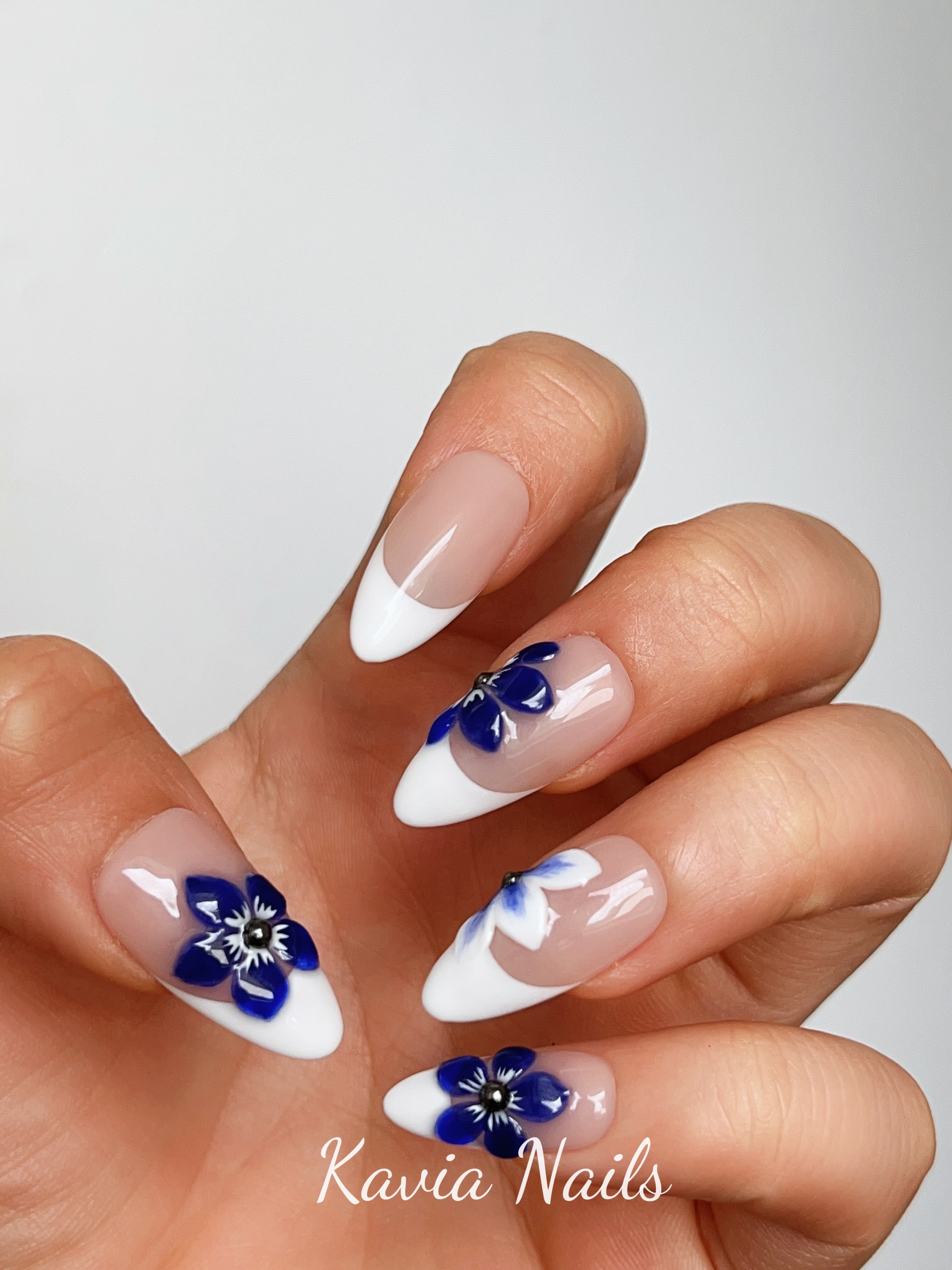 Qinghua Procelain Flowery