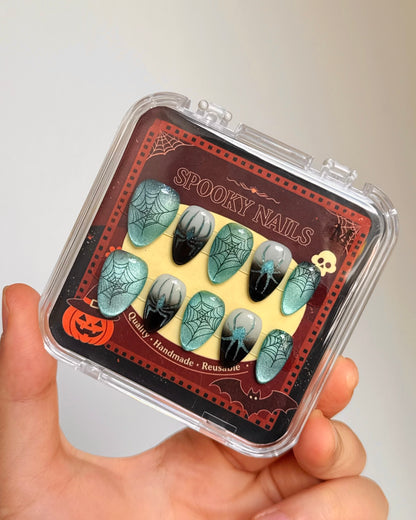 Aqua Phantom Web